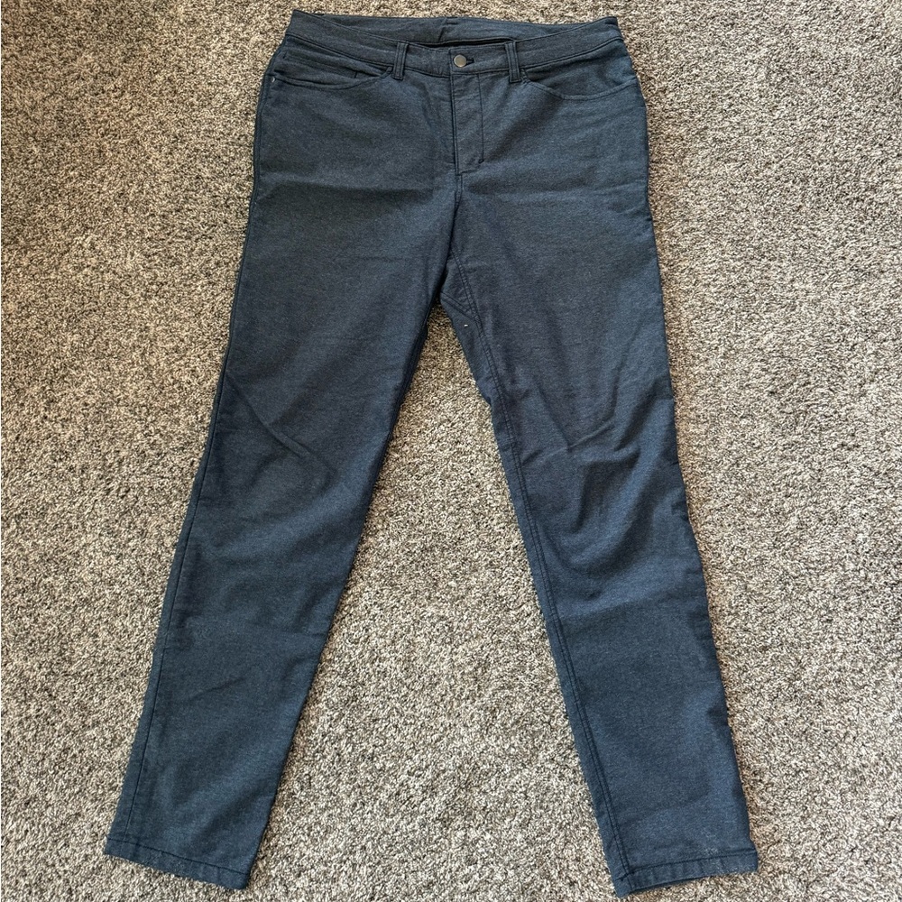 Lululemon men's "jeans". Size 33x34.